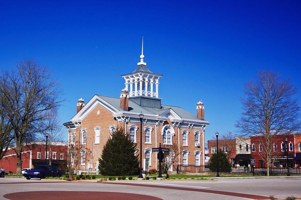 Coffee County Courthouse in Manchester